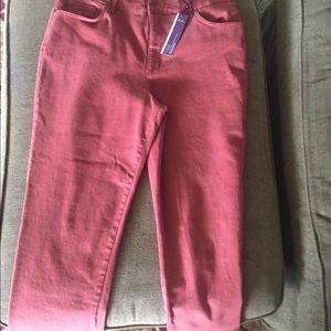 Gloria Vanderbilt Amanda Style Jeans